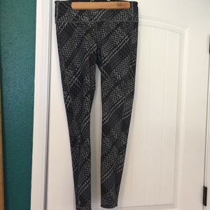 Athleta Womens SZ SM running workout leggings